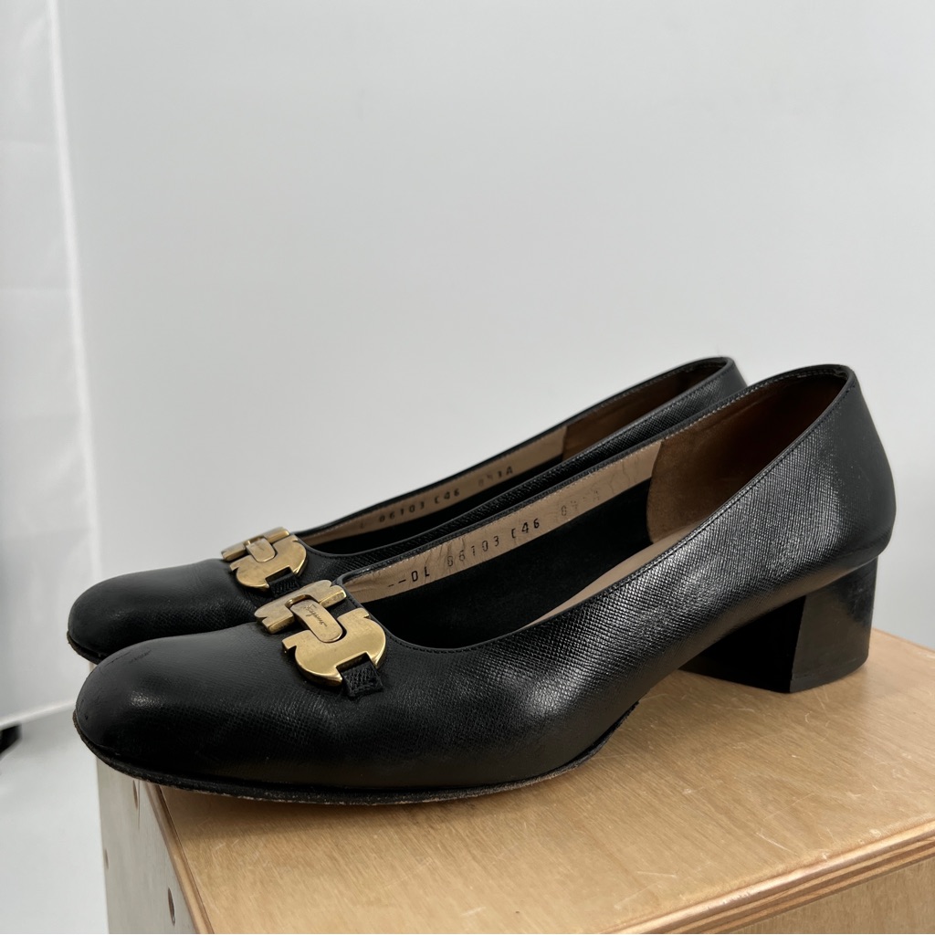 Salvatore Ferragamo Black Wedges 85 3a